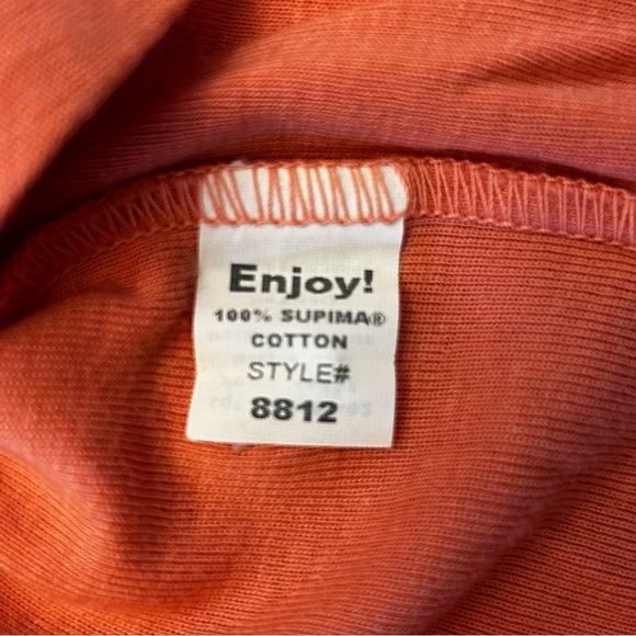 MICHAEL STARS Palisades Jersey V-Neck Tee in Sunkissed - Picture 6 of 8